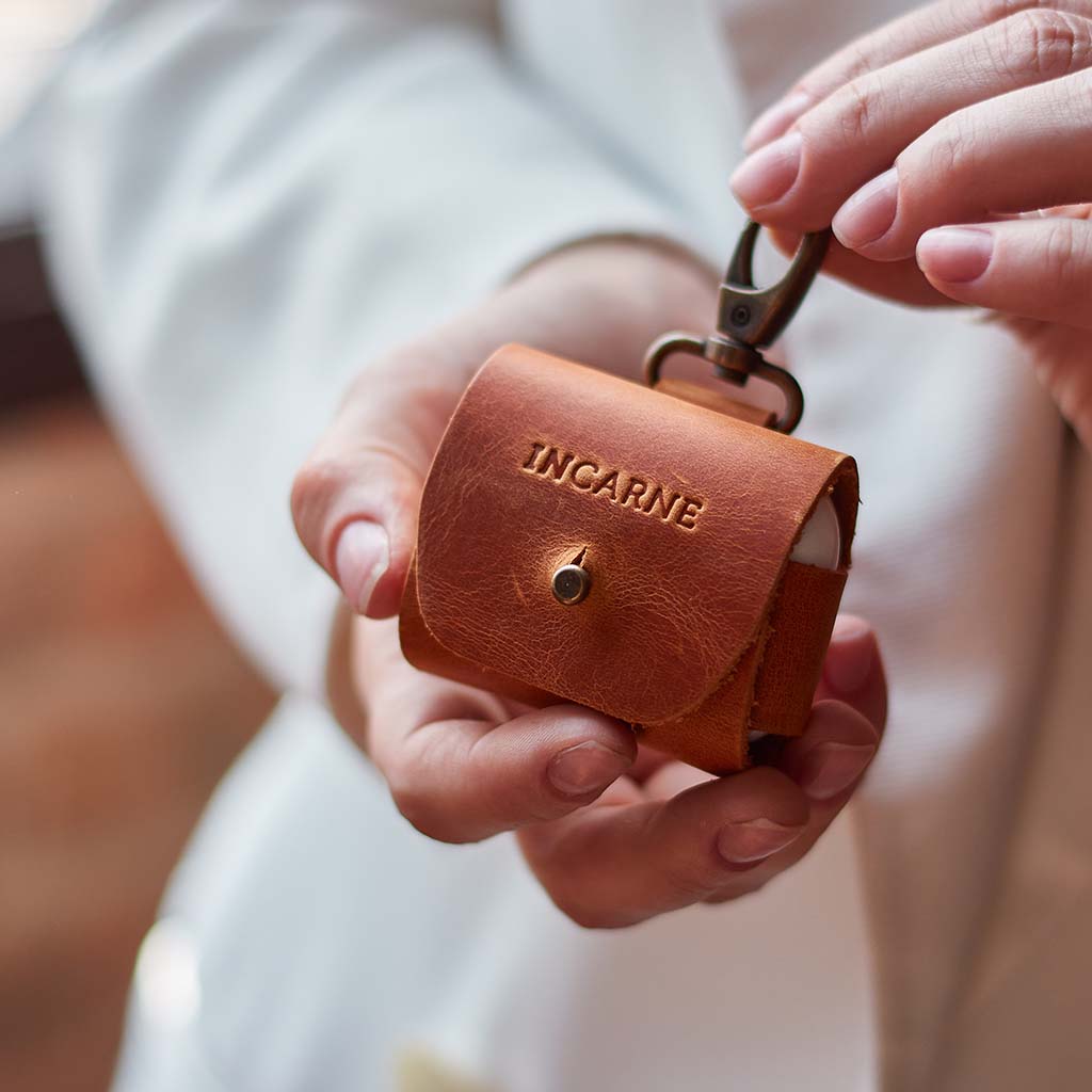 Mono AirPods Case
